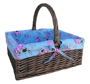 380 x 310 x 150 mm (320 mm with handle) Antique Wash Rectangular Shopper with Cottage Rose Lining
