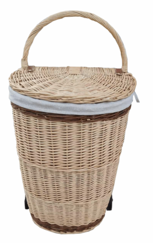 Wheeled Shopper with Lining and Lid.